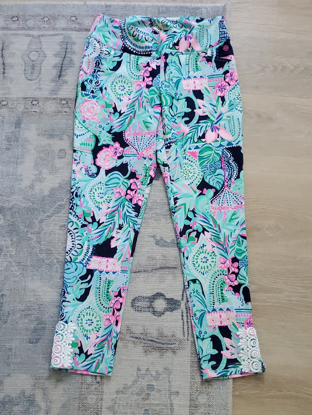 Lilly Pulitzer Luxletic Corso Lookin Sharp UPF 50+ Golf Pants Sz6